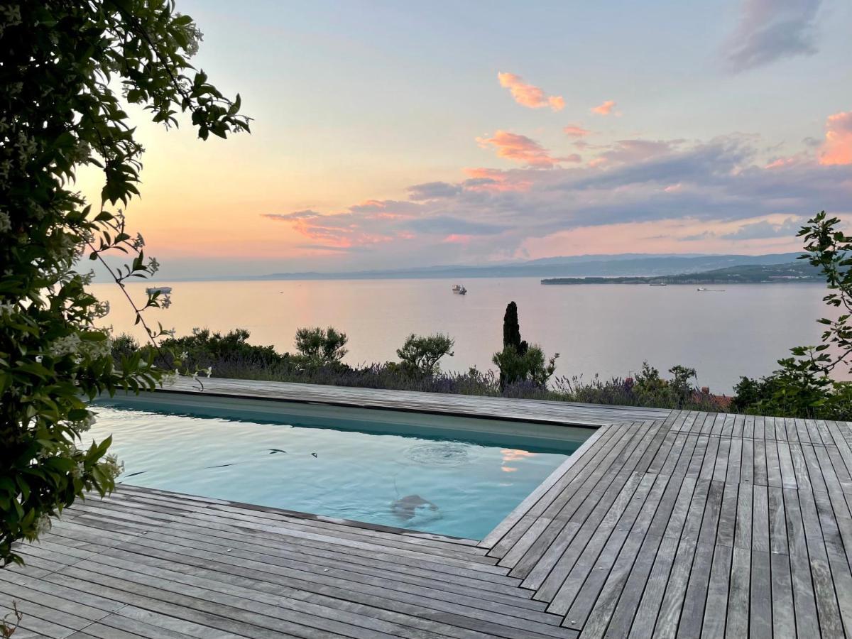 Villa The View Копер Екстериор снимка